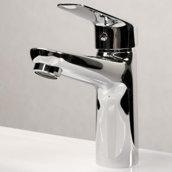 Смеситель для умывальника Deante Neo Boro BMO 020M хром Смеситель для умывальника Deante Neo Boro BMO 020M хром