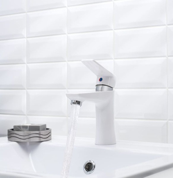 Смеситель для умывальника из высокопрочного пластика белый РМС PL6-001F Смеситель для умывальника из высокопрочного пластика белый РМС PL6-001F